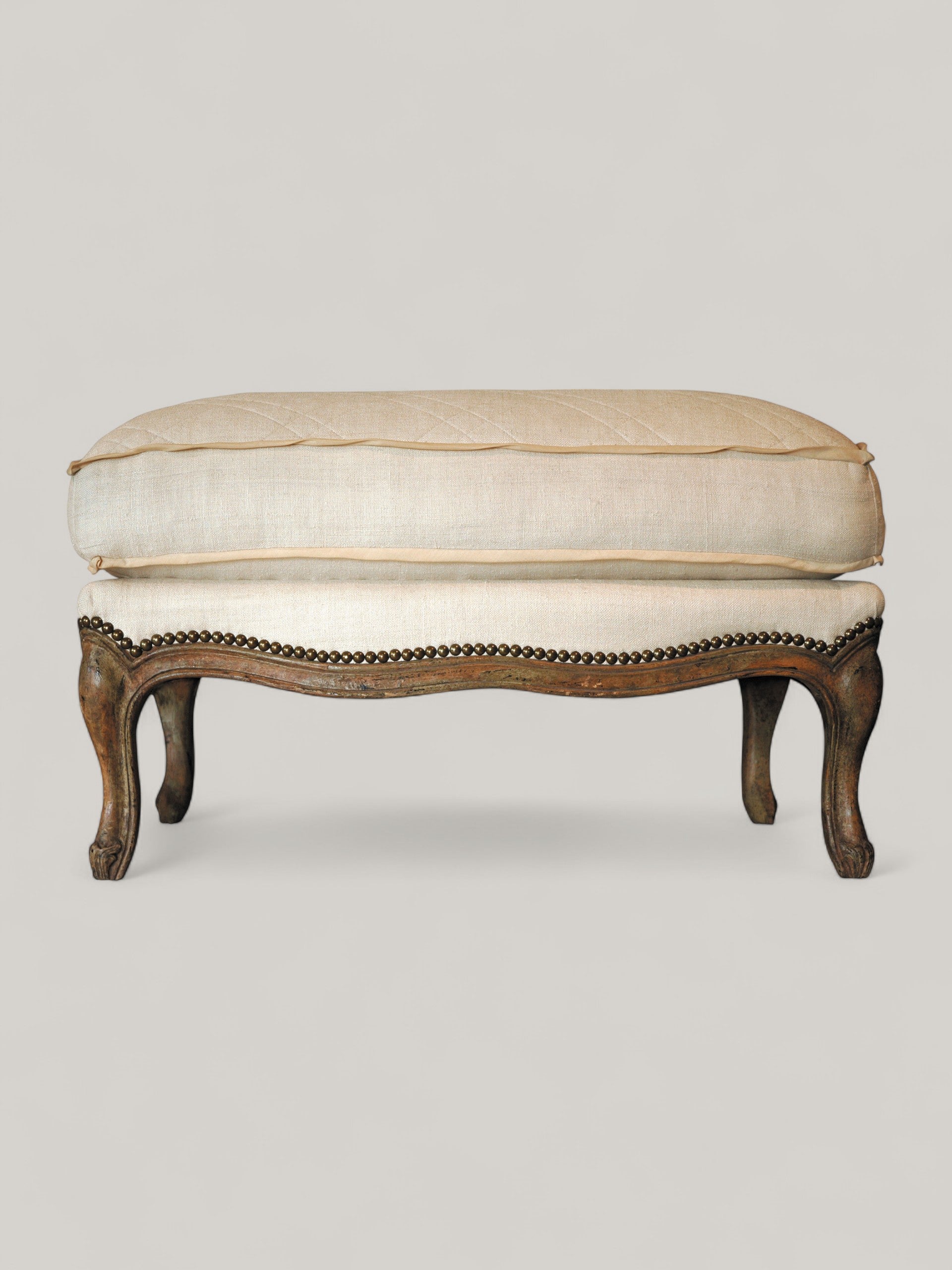 Louis XV Lounge Ottoman